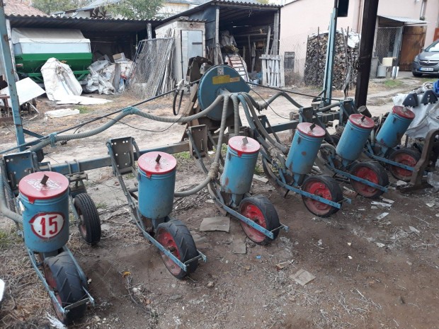 Elad� SPC vet�g�p