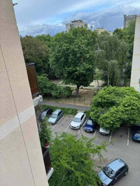Eladó Salétrom utcai felújítandó lakás