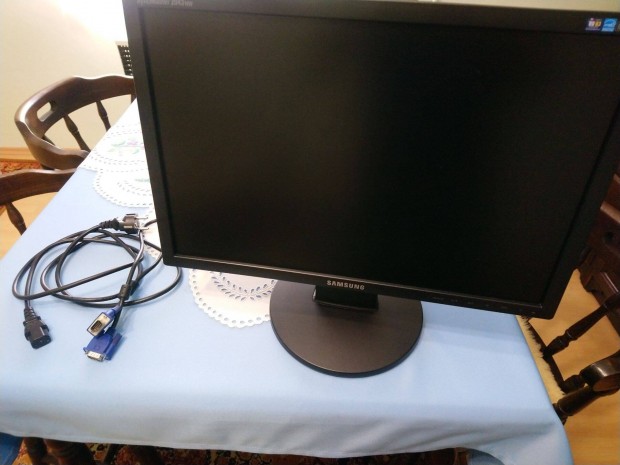 Elad Samsung 2043nw hasznlt monitor