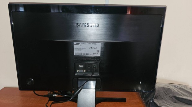 Elad Samsung 22" LED monitor