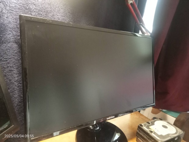 Elad Samsung 24" full hd Monitor.