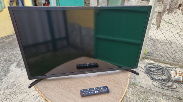 Elad Samsung 82cm-es kptlj full HD okos Wifis led tv
