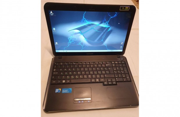 Elad Samsung Laptop 5Gb DDR3 ram,320Gb hdd,win7