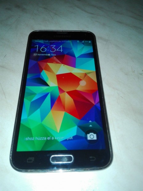 Elad Samsung S5 Norml llapot Htlap picit Hinyos Fggetlen Fekete