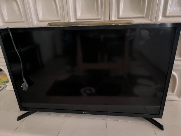 Elad Samsung UE32N500 alkatresznek