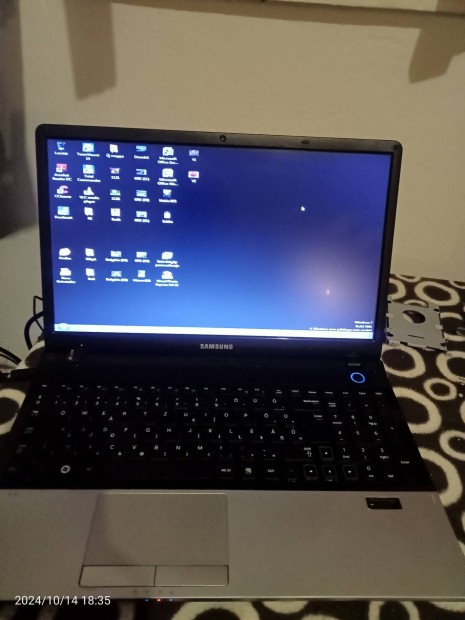 Elad Samsung i3 laptop 