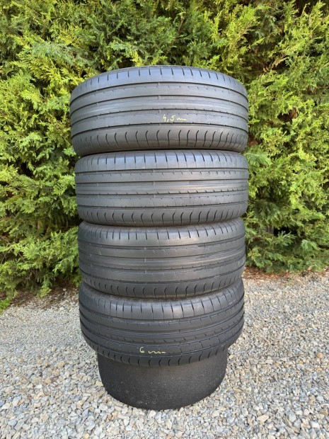 Eladó Sava Intensa UHP2 235/55R17 nyári gumi 4db!