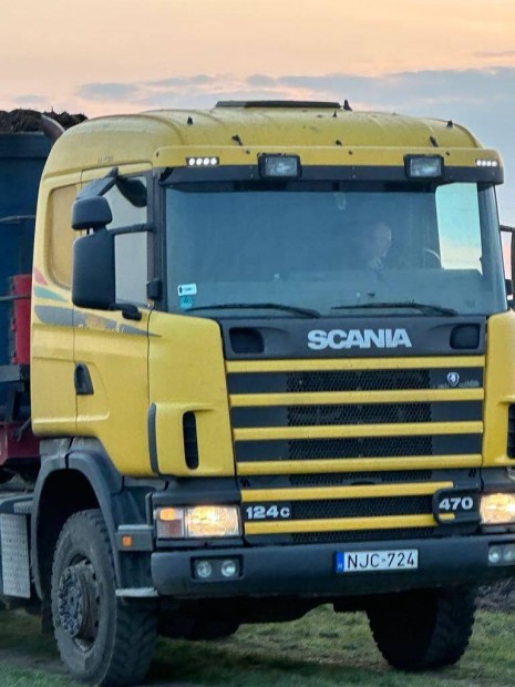 Elad� Scania 470 4x4 nyergesvontat�