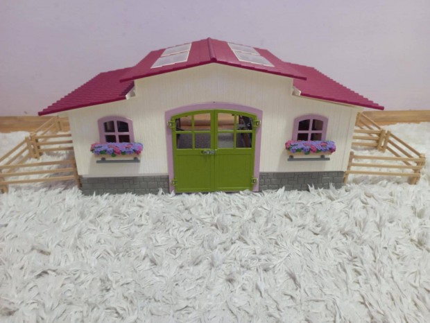 Eladó Schleich lovarda!