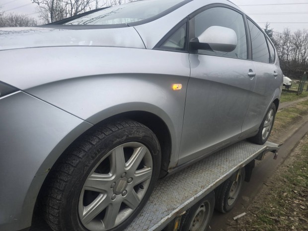 Elad� Seat Altea XL 2007-es BLS alkatr�szei 