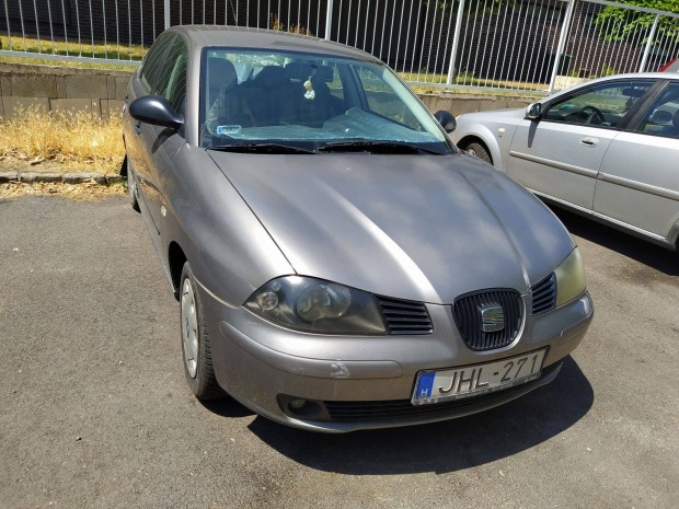 Eladó Seat Cordoba Csak magánszemélynek 1.4 benzines Stella
