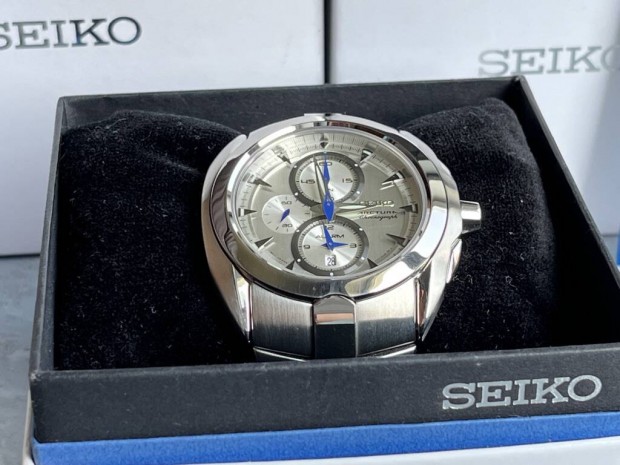 Elad Seiko Arctura Chronograph dszbobozban