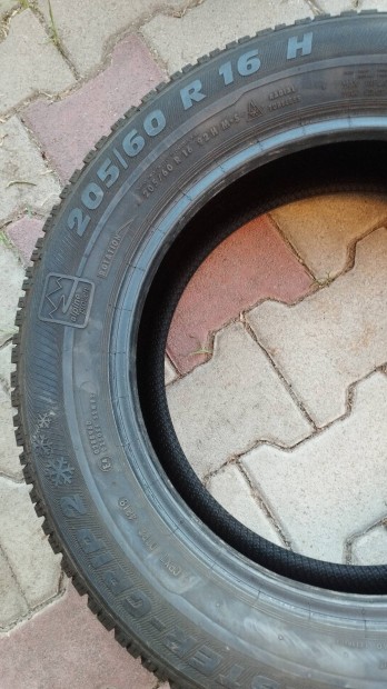 Eladó Semperit Master grip 2 205/60R16