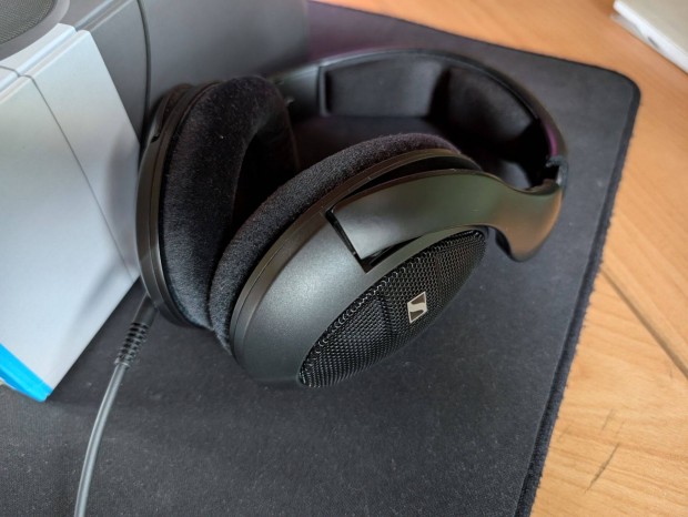 Elad Sennheiser HD 560s