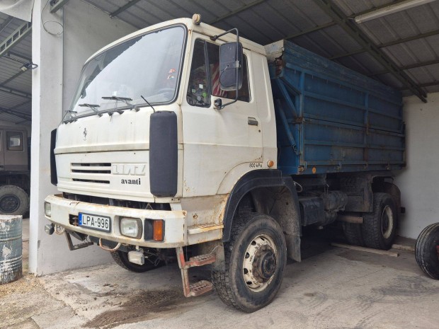 Eladó Skoda Liaz 151.261 terepes összkerék hajtású, gabonás billencs t