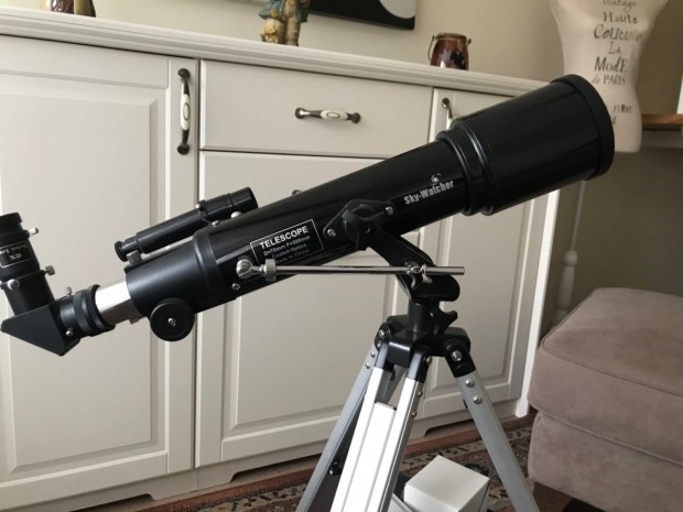 Elad Skywatcher teleszkp, csillagvizsgl