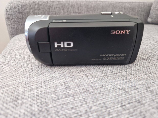 Eladó Sony HDR CX-240 full HD videokamera