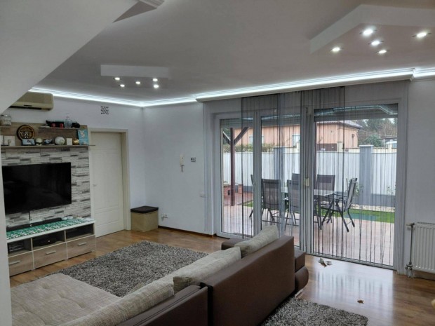 Elad� Sorh�z �r�k�sf�ldi k�rzetben!