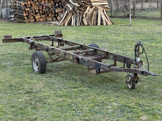 Elad� Spc 6 vet�g�p sz�ll�t�kocsi