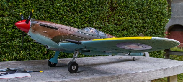 Elad Spitfire RC modell 1200mm fesztv