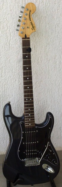 Eladó Squier Affinity Stratocaster gitár
