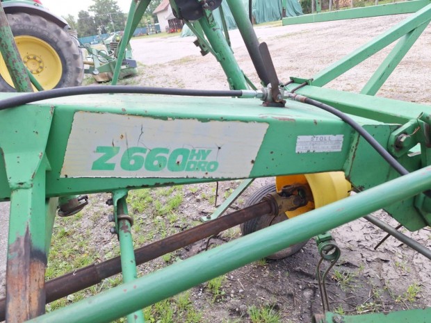 Eladó Stoll Z660 rendterítő