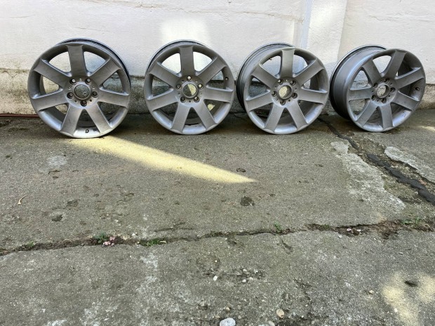 Eladó Style 44 E46 felni szett