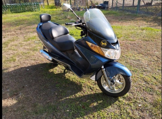 Elad Suzuki Burgman 400