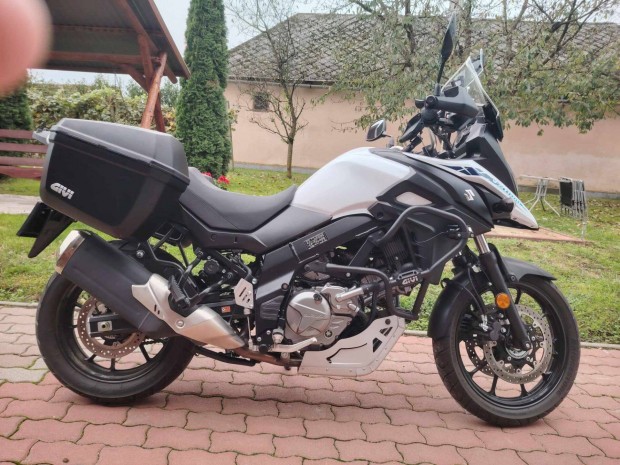 Elad Suzuki DL650