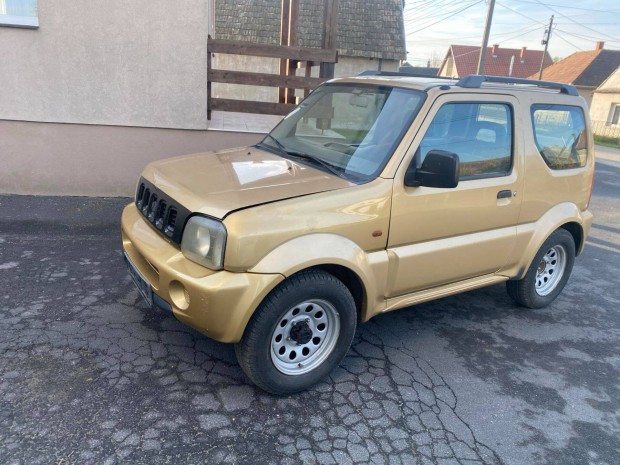 Eladó Suzuki Jimny alkatrészek