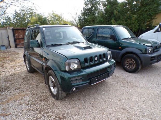 Elad Suzuki Jimny alkatrszek!