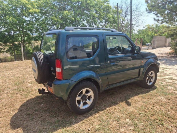 Elad Suzuki Jimny alkatrszek!