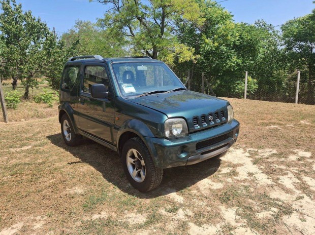 Elad� Suzuki Jimny alkatr�szek!