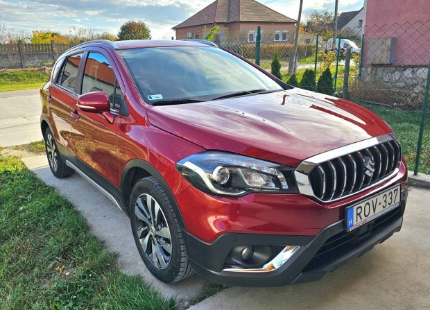 Elad Suzuki SX4 S-Cross 1.4T GLX 4WD