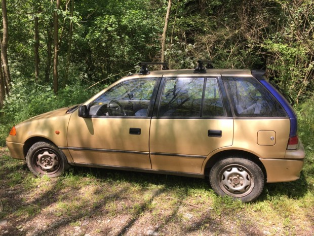 Elad Suzuki Swift 1998 arany alkatrsznek vagy javtsra