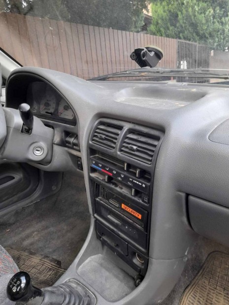 Eladó Suzuki Swift Sedan.Donornak! 22000Ft fix!