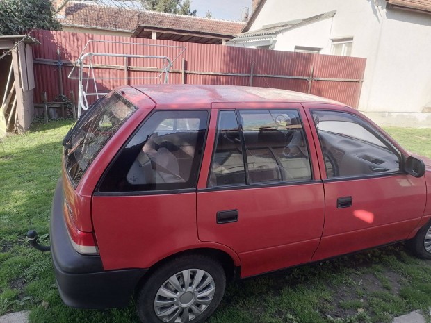 Elad Suzuki Swift Szemlyaut