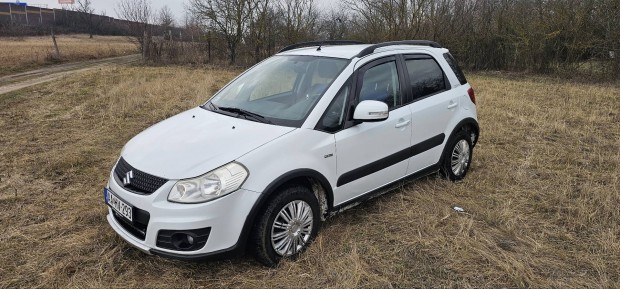 Elad� Suzuki sx4 4x4