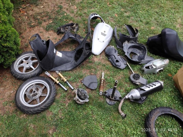 Eladó Suzuki zz inch up sport 50 cc motor használt alkatrészek