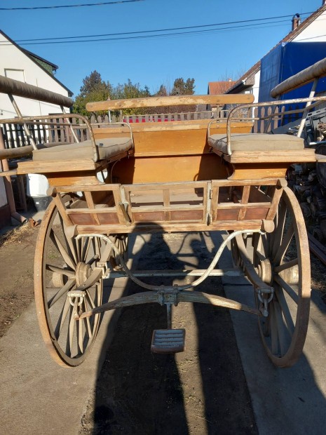 Elad Svjci Hint Eredeti llapotban!