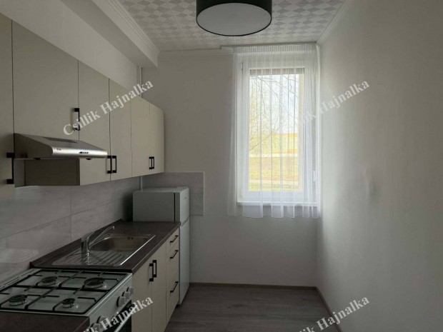 Elad� Szolnok Tallinn v�rosr�szben 31 m2-es, fel�j�tott lak�s