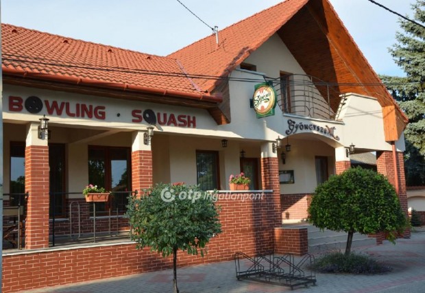 Elad� Sz�rakoz�hely, Hajd�n�n�s