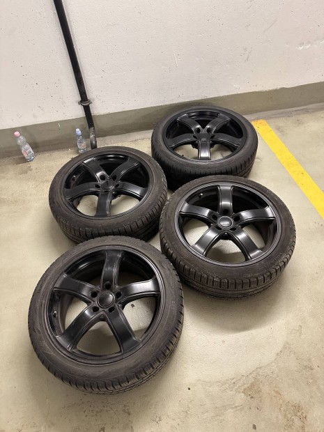 Elad TEC AS1 Felni 8jx18 et35 Hasznlhat 225/45 r18 gumikkal