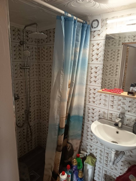 Elad� Tanya ingatlan