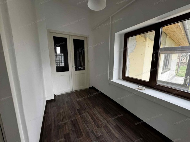 Elad� T�rsash�z Gyul�n!