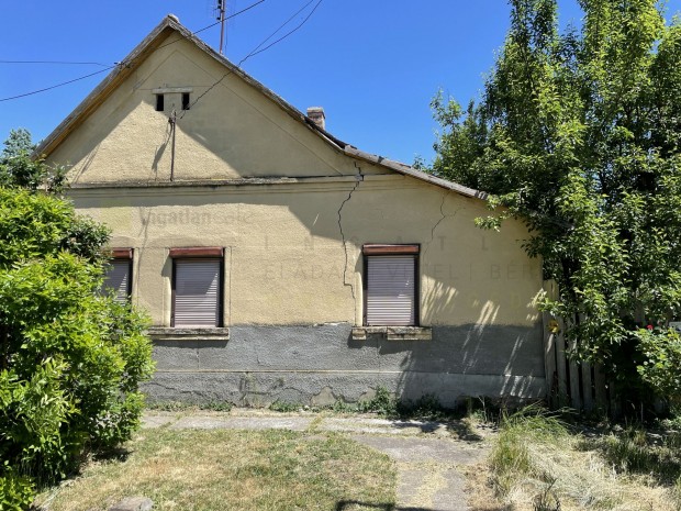 Eladó Telek, Deszk 17.300.000 Ft