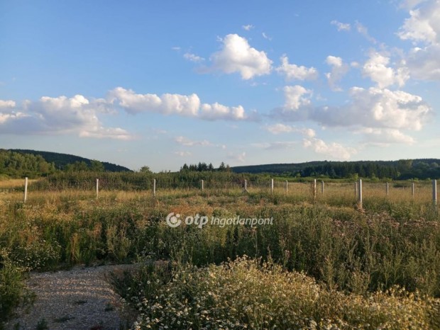 Eladó Telek, Egerszalók