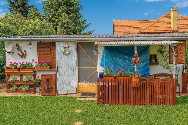 Eladó Telek, Kiskunlacháza