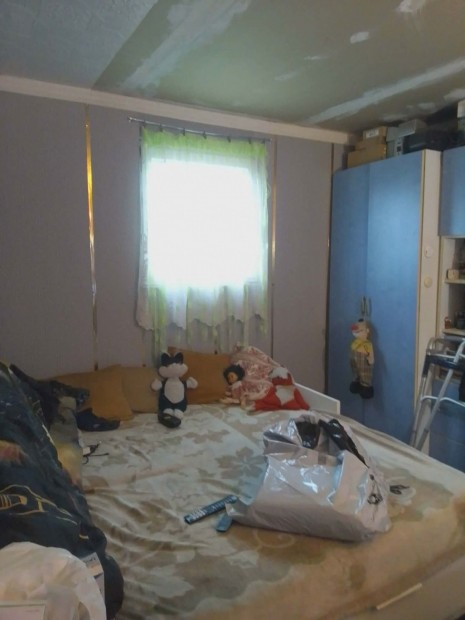 Elad� Telek, Ny�regyh�za 25.000.000 Ft