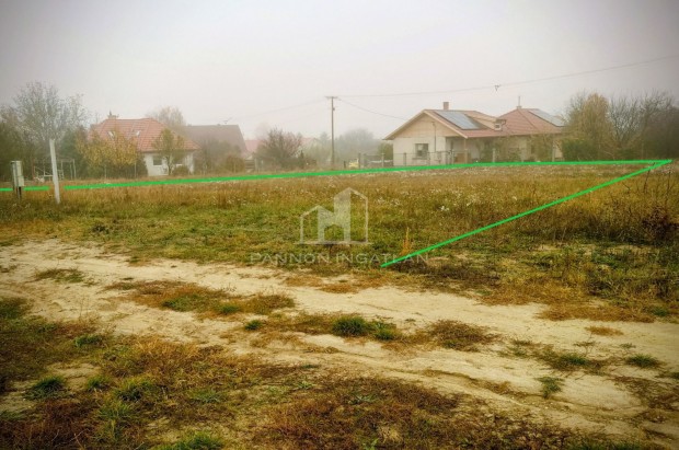 Elad� Telek, S�rszentmih�ly 16.500.000 Ft